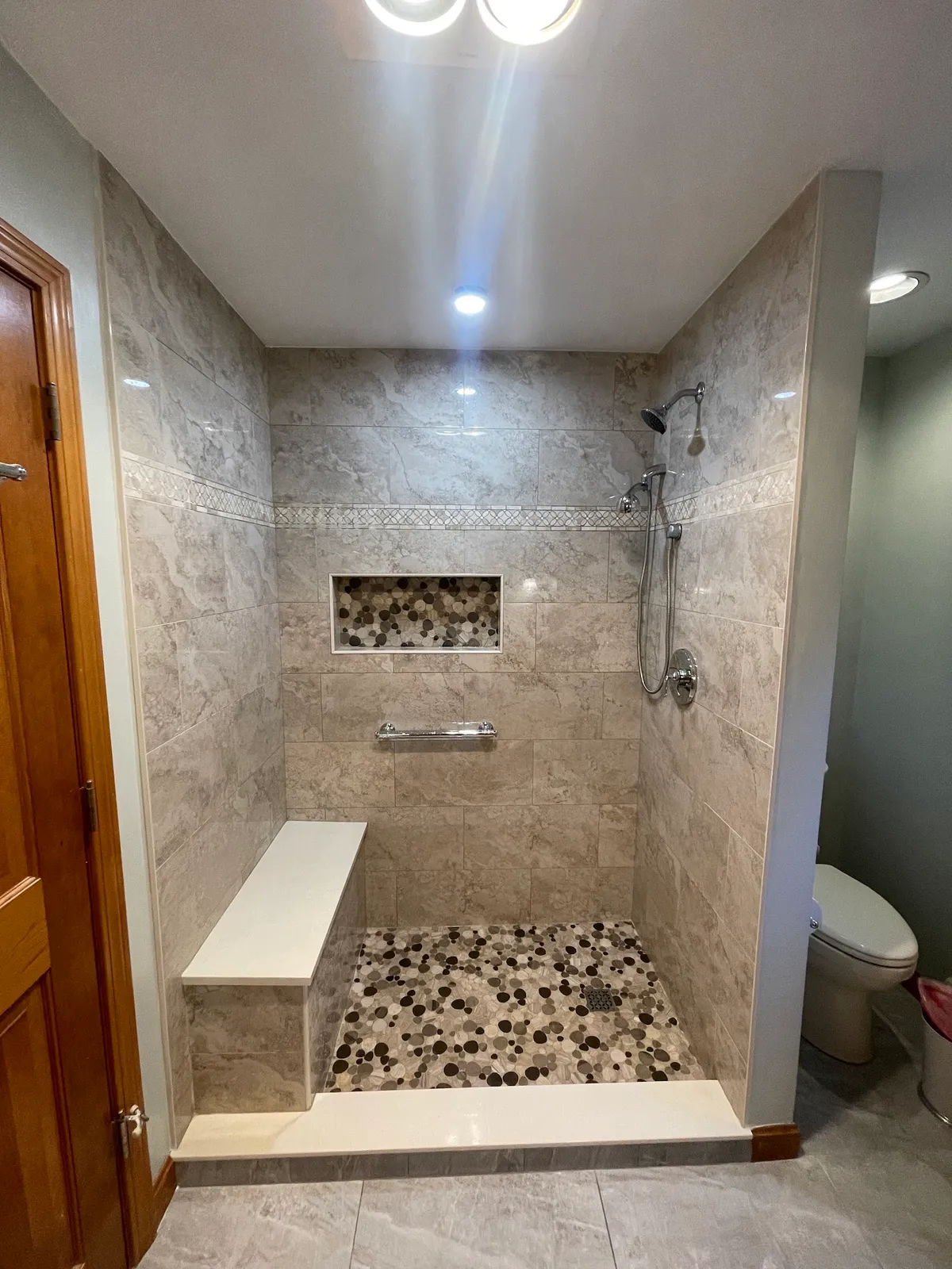 Luiz Tile Llc