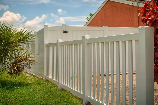 work photo from precision-fenceco.com