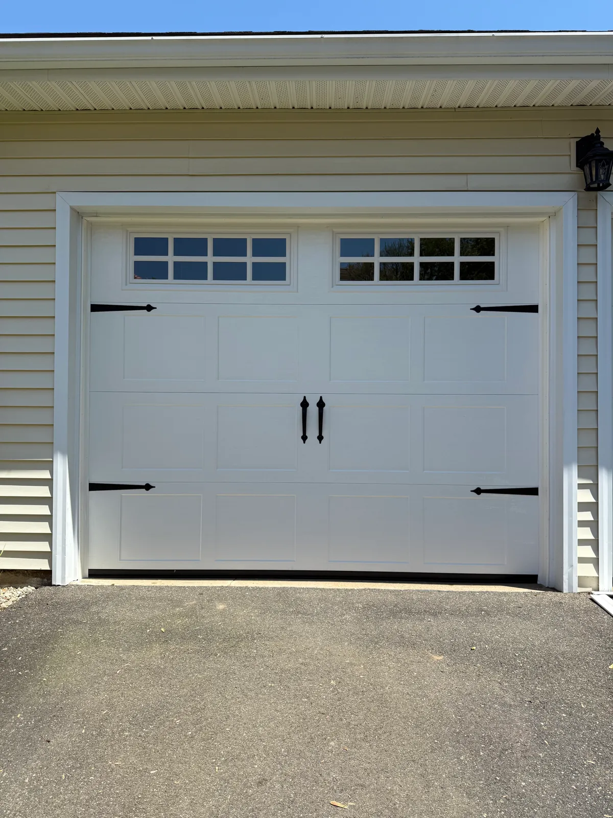 Custom garage door – East Longmeadow MA