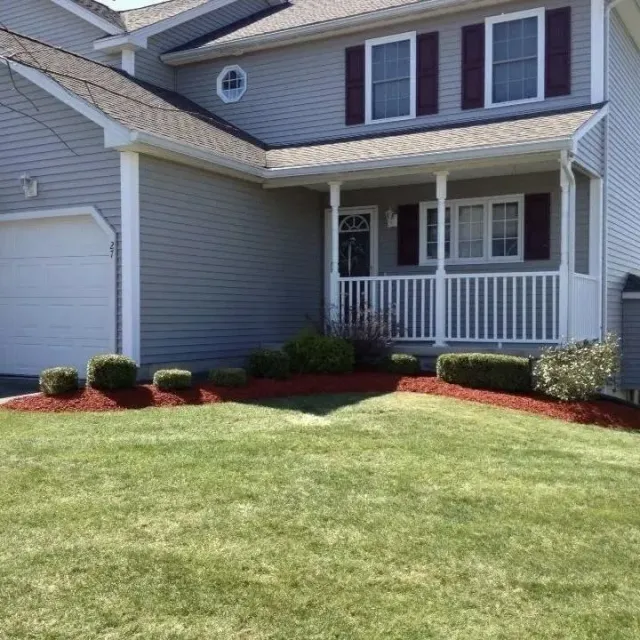 Leclerc & Son Lawn Care work photo