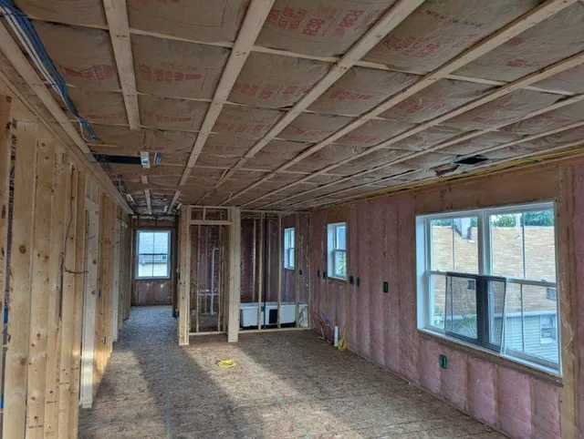 work photo from electricalservicesriverside.com