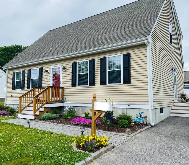 Rosales Gutters LLC work photo