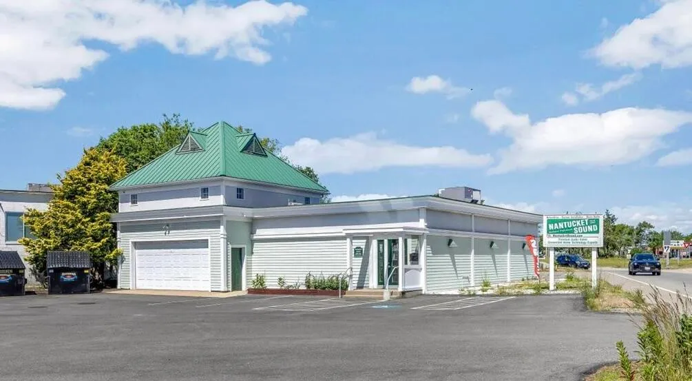 491 Iyannough Road Hyannis MA 02601