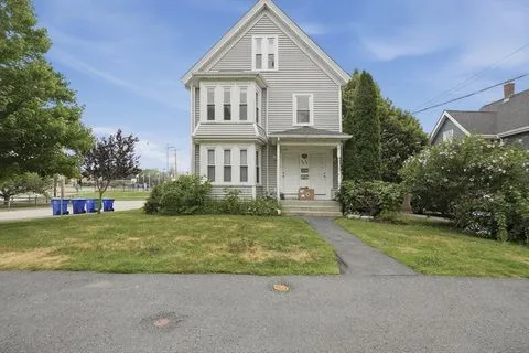 152-154 Reed St Rockland MA 02370