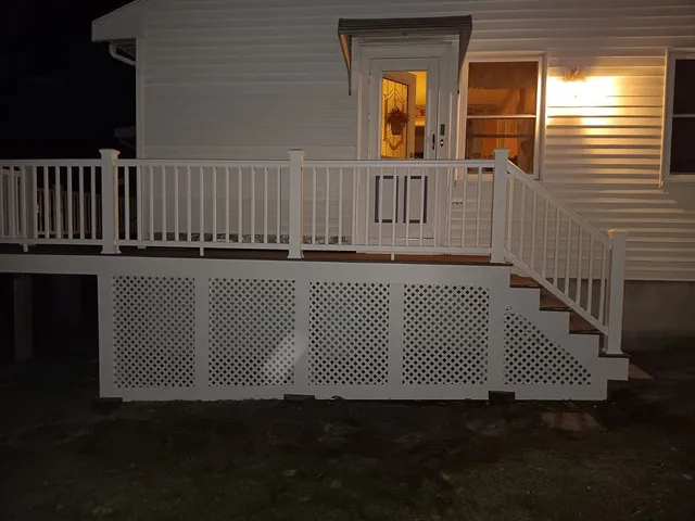 The guys went the extra mile today to make sure the client had their deck ready for thanksgiving and seeing the joy on the client’s face was enough for us to feel proud of ourselves. This is who we are, this is what B&C Finish Specialists is all about. HAPPY THANKSGIVING TO YOU ALL! 🙌🏼👏🏼