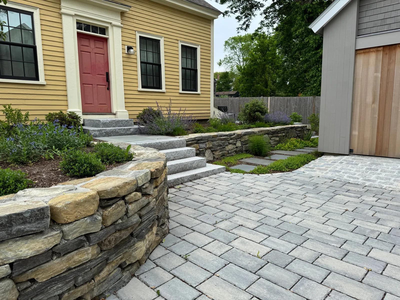 Rue Sherwood Landscape Design, LLC researched project photo