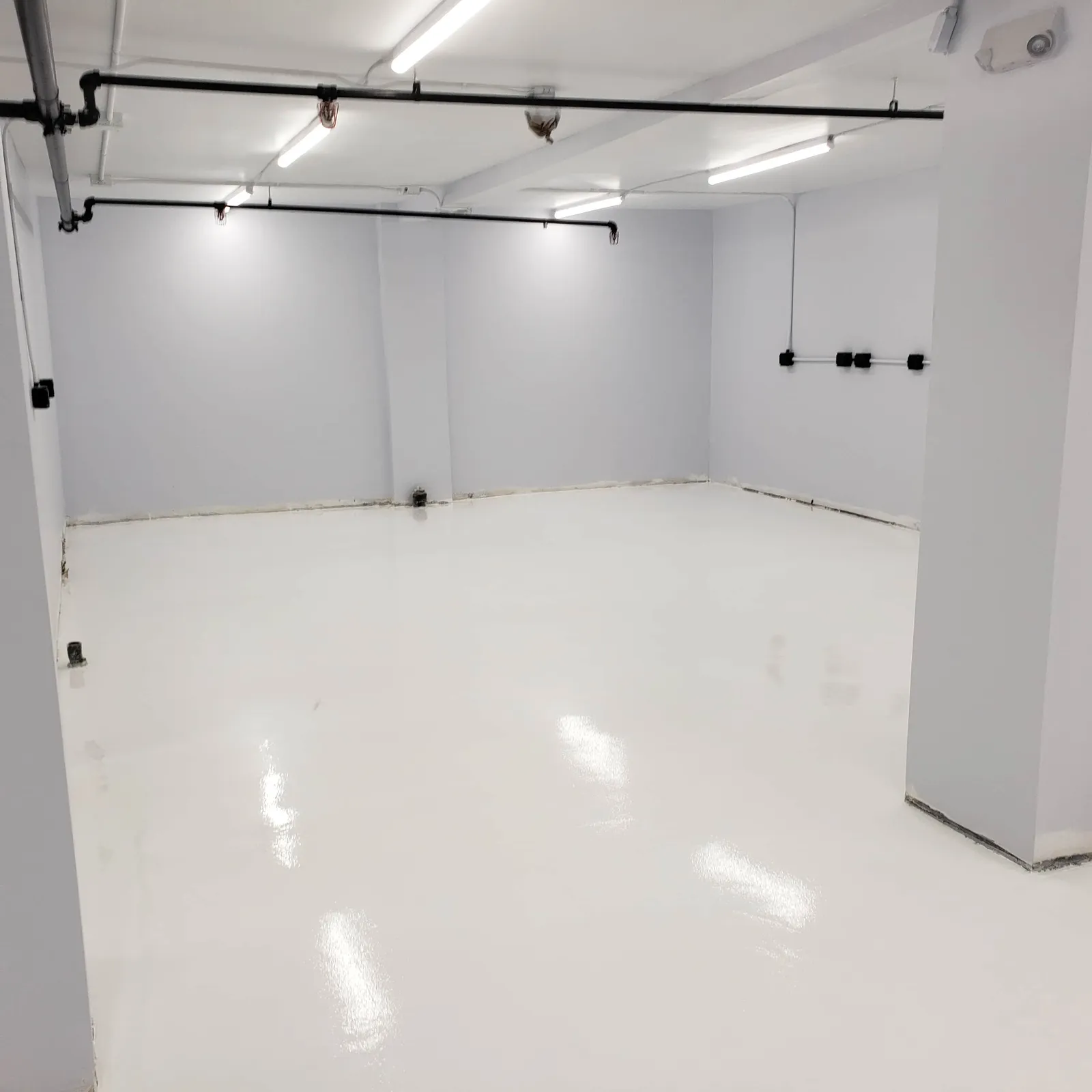work photo from haverhillgarageflooring.com