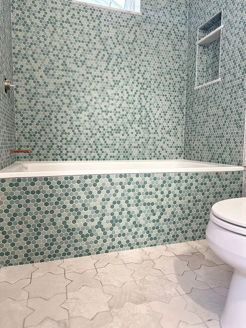 Custom showers in Easthampton, MA