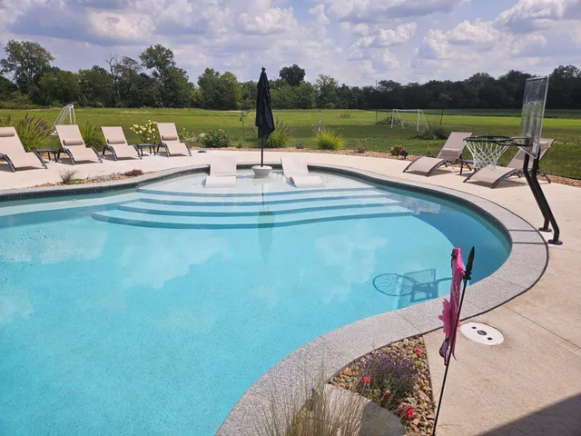 Gunite Pool Renovators work photo