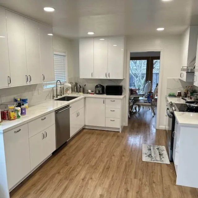 work photo from sparklespreecleaning.com