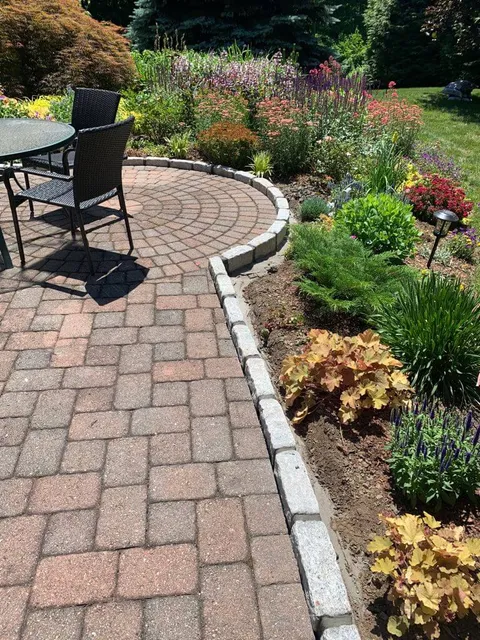 Illescas Lawn Maintenance LLC work photo