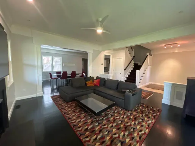 work photo from suetampaintingandfinishes.com