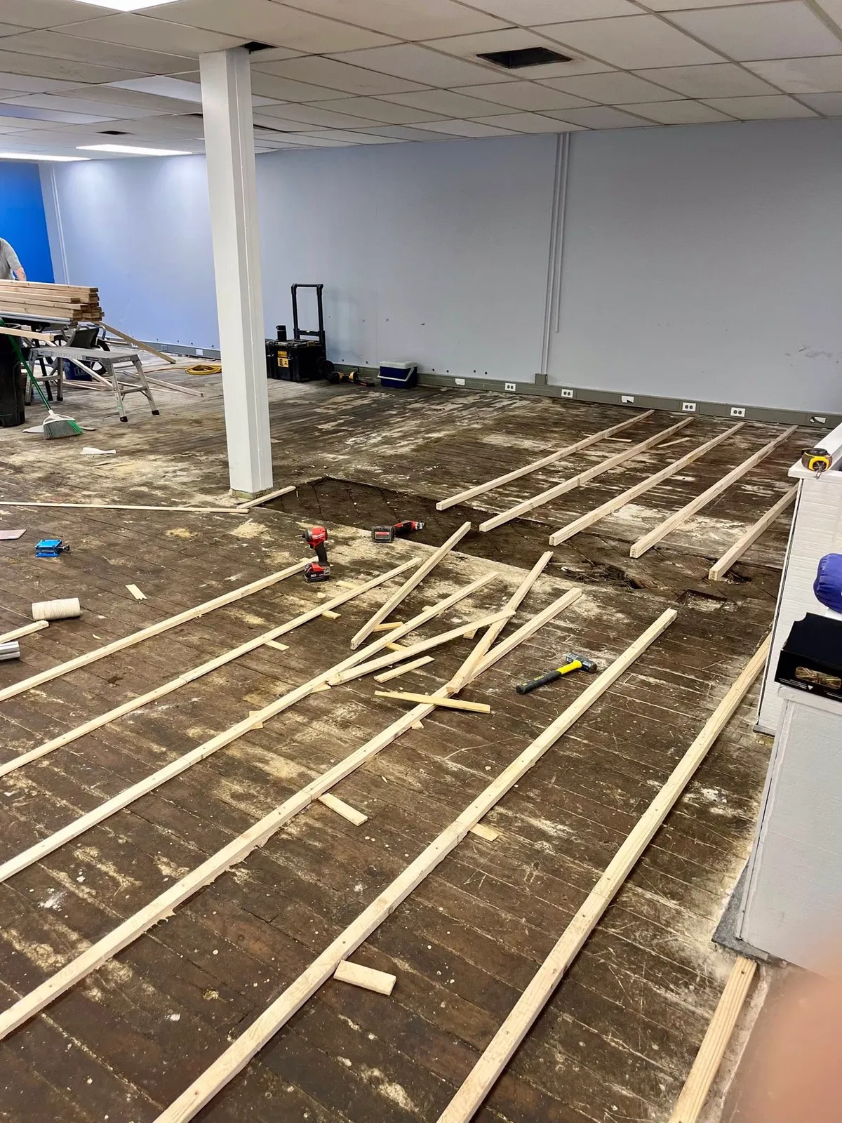 work photo from simplywoodfloorsma.com