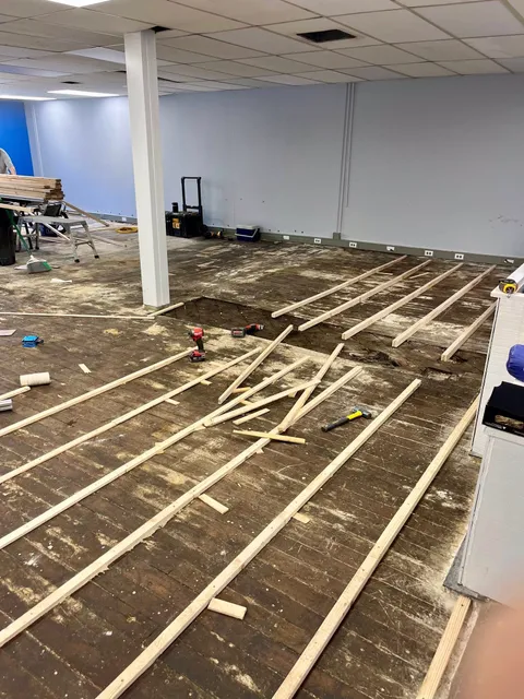 work photo from simplywoodfloorsma.com