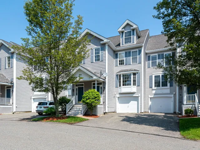 51 GEORGETOWNE DRIVE, Nashua, NH