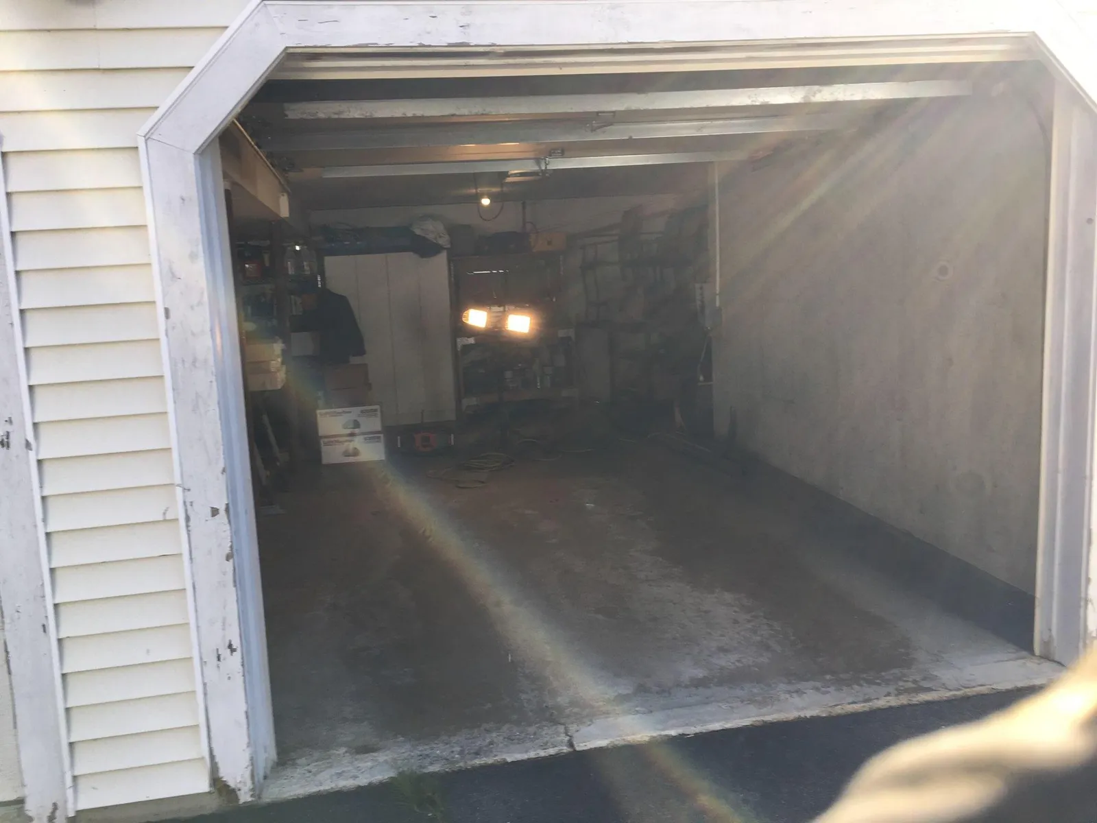 work photo from lizziesgaragedoors.com