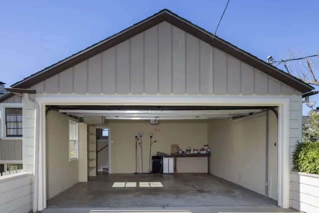 Mascolo Overhead Doors & Maintenance LLC