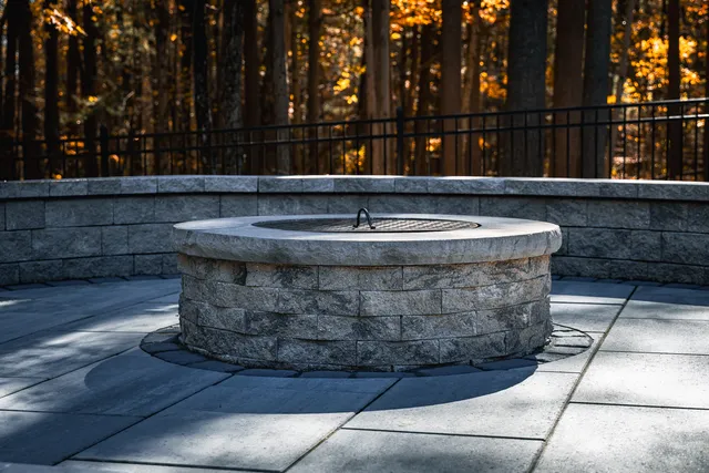 J&E Corp - Landscaping, Masonry, & Hardscaping