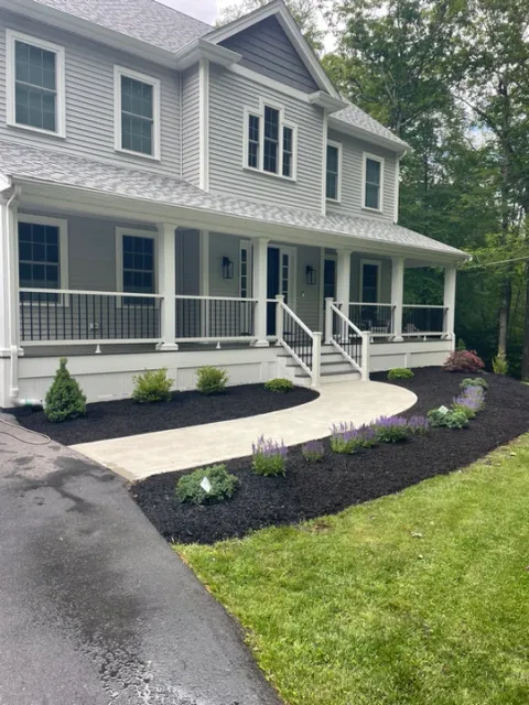 work photo from greenworldlandscapingri.com