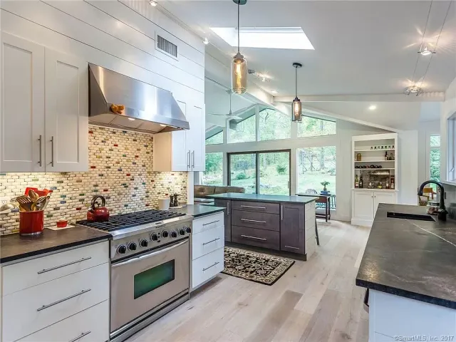 work photo from marbleandgranitecreationsllc.com
