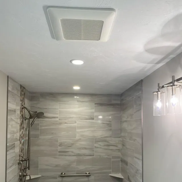 Finishing touches on this addition ⚡️💡🤙 

💡

💡 

#kmfgroupllc #electrician #renovation #remodel #lighting #lightingdesign #waclighting #recessedlighting #led #lightingcontrol #electrical #wiring #massachusetts #hashtag