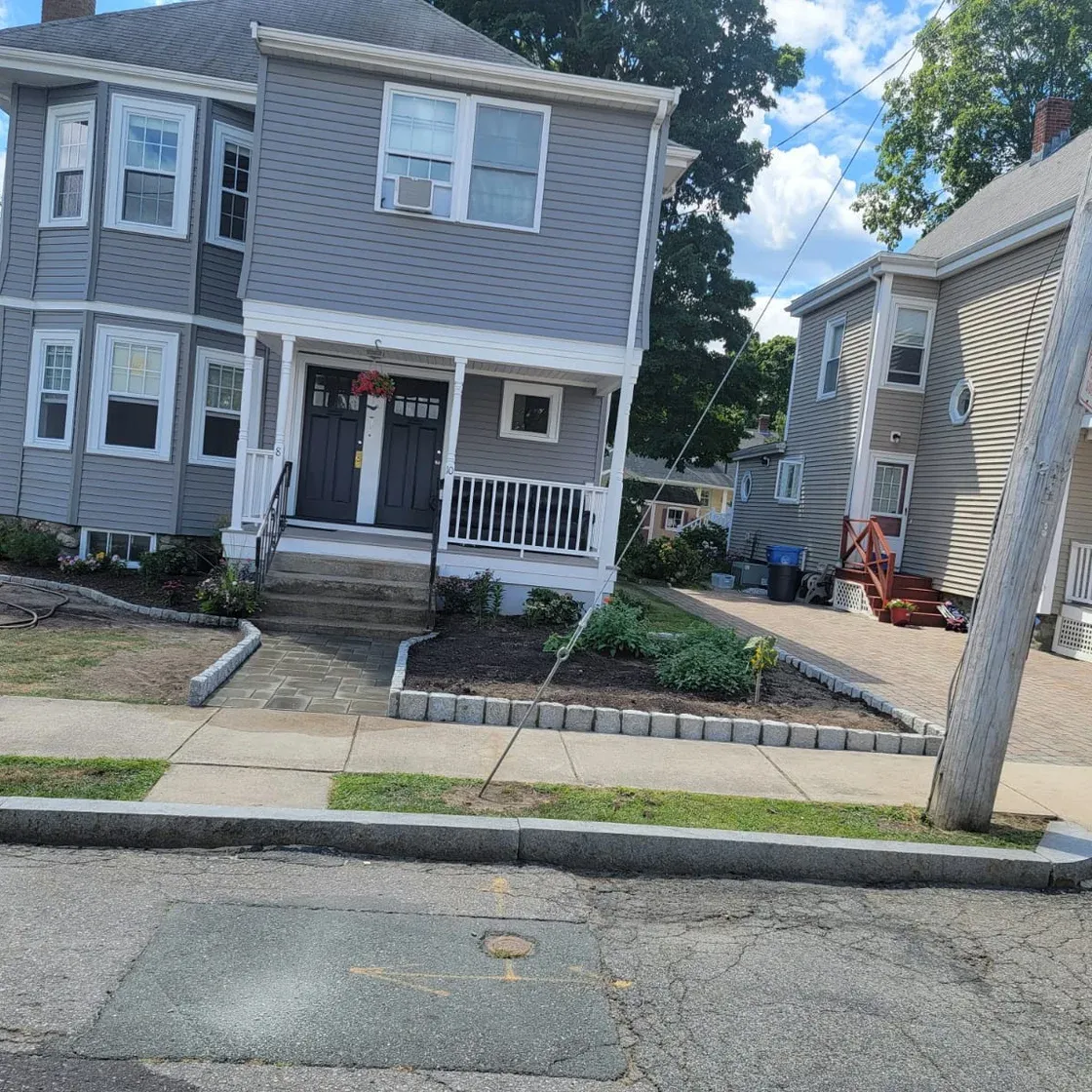 ELIAS DUBON LANDSCAPING researched project photo