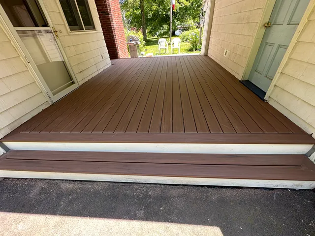 work photo from petersdeckbuilders.com