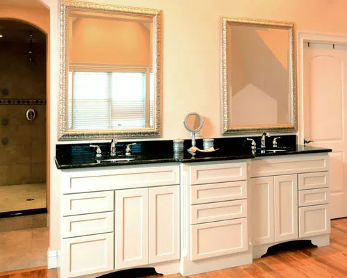 work photo from cabinetstogranite.com