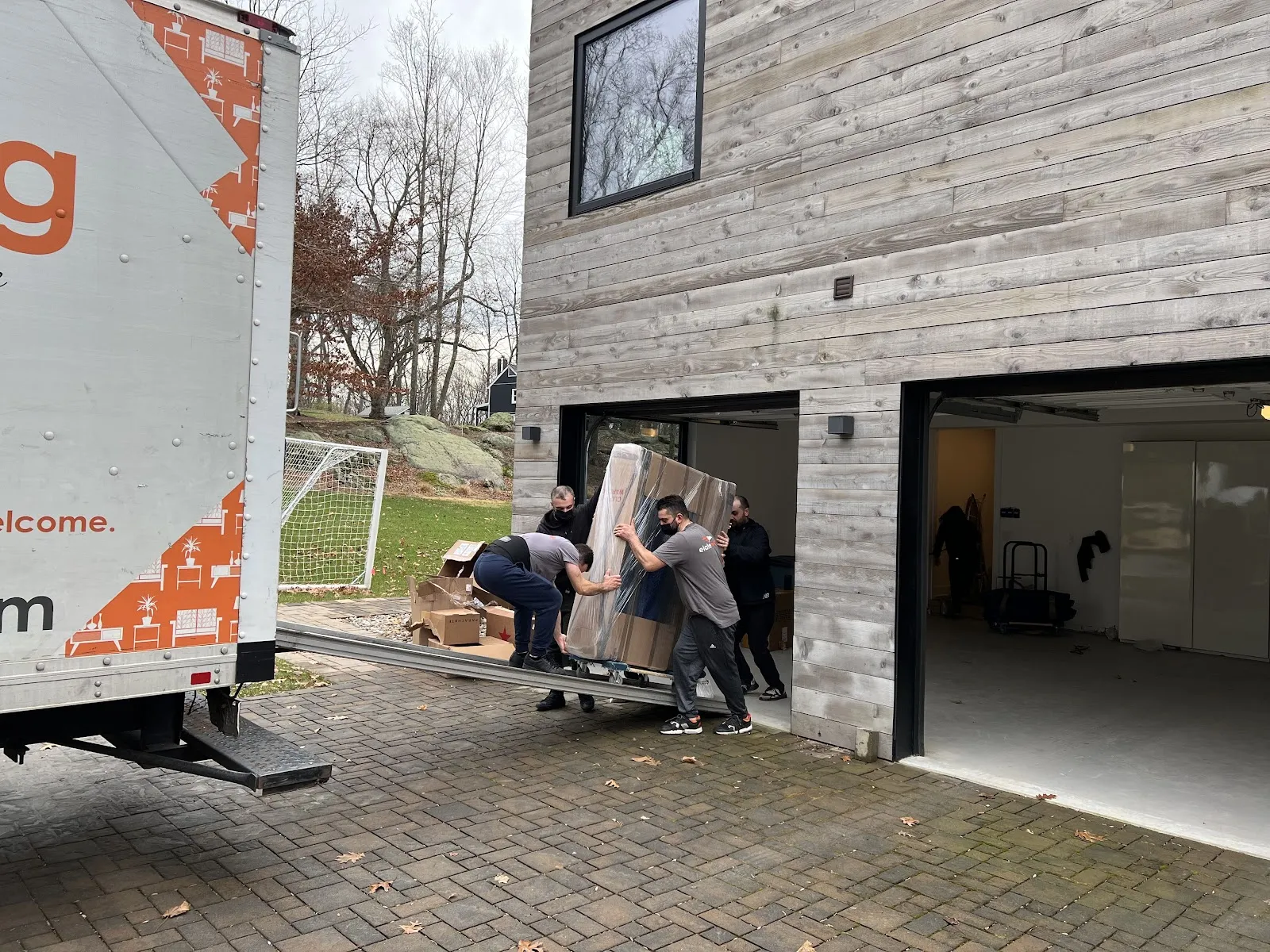 ELATE MOVING LLC