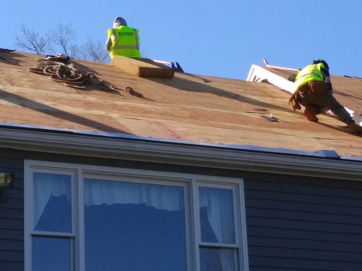 work photo from thehonestroofers.com
