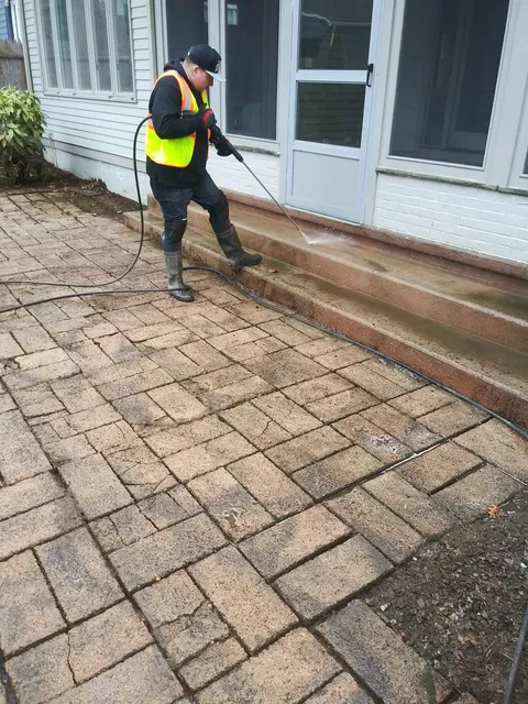 RGT Pressure Washing work photo