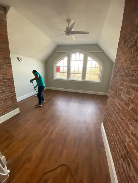 Pura Vida Cleaning work photo