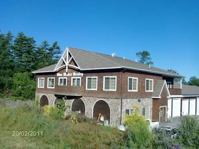 Blue Water Realty Building — Laconia, NH — Rooftop Construction LLC