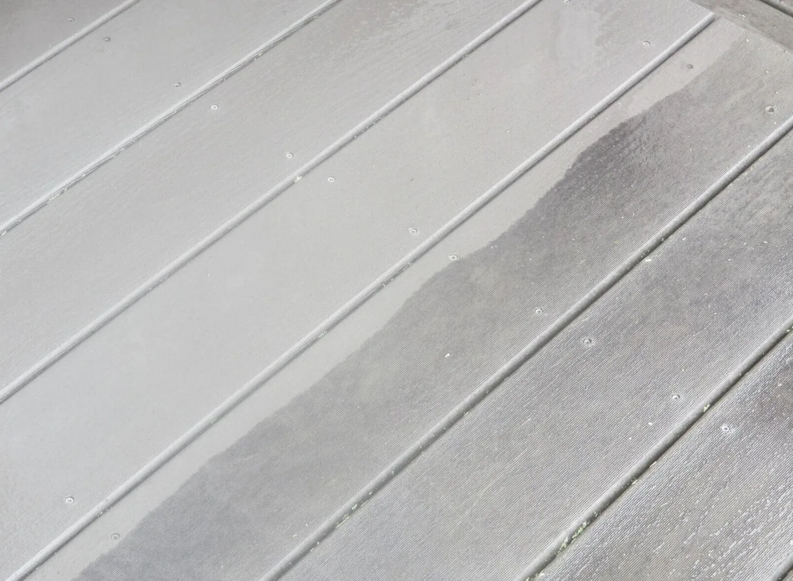 cleaning composite decking