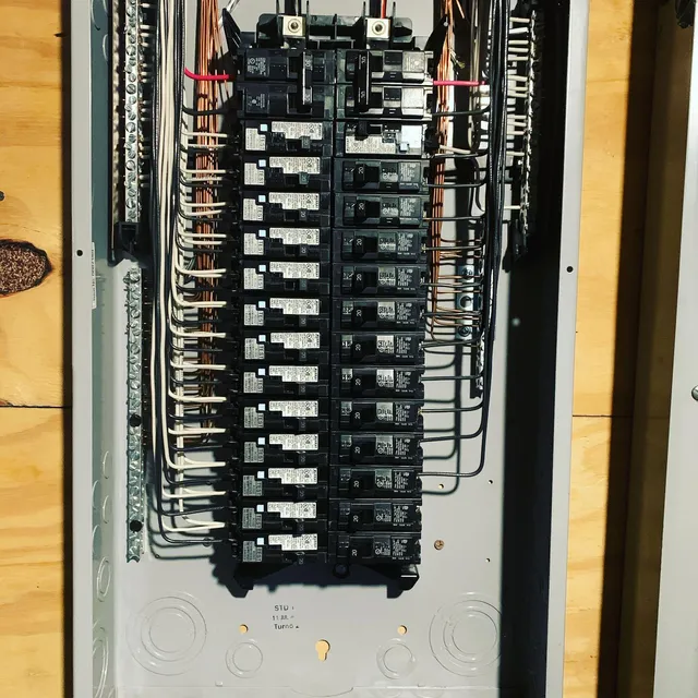 work photo from trimarchielectrical.com