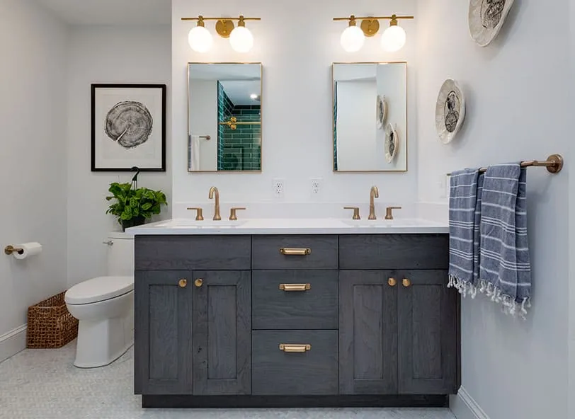 bath-cabinets4-812x592