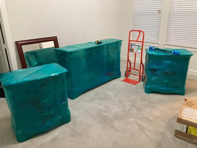 Primo Moving work photo