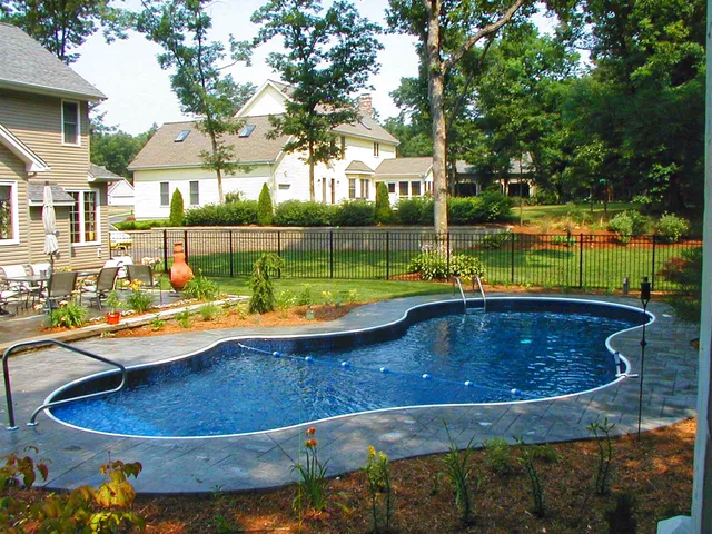 work photo from tanguaypools.com