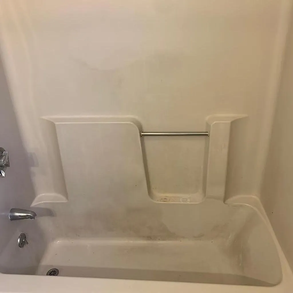 AJW CLEANING & SERVICES
