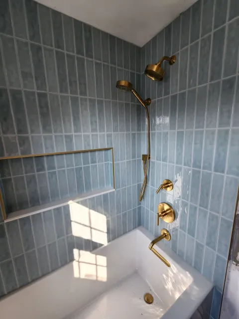 Bathroom plumbing finishes