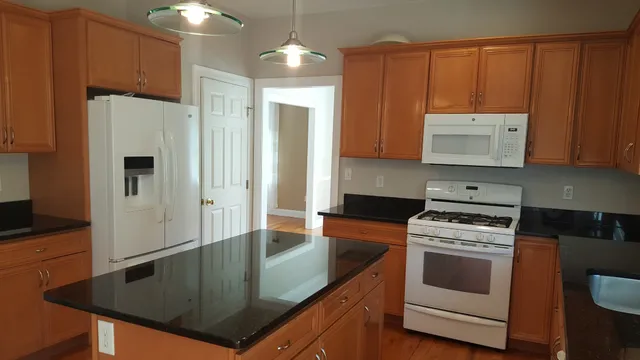 Magic Mop Cleaning Solutions LLC work photo