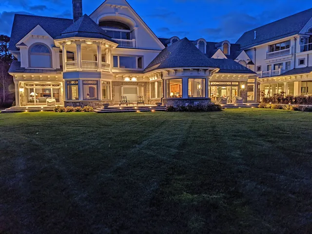 work photo from gregorylandscapes.com