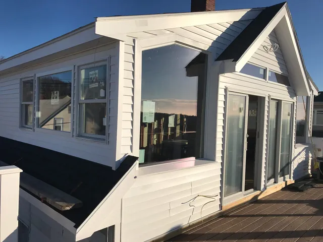 Harbor-view home addition by Don Perry Construction
