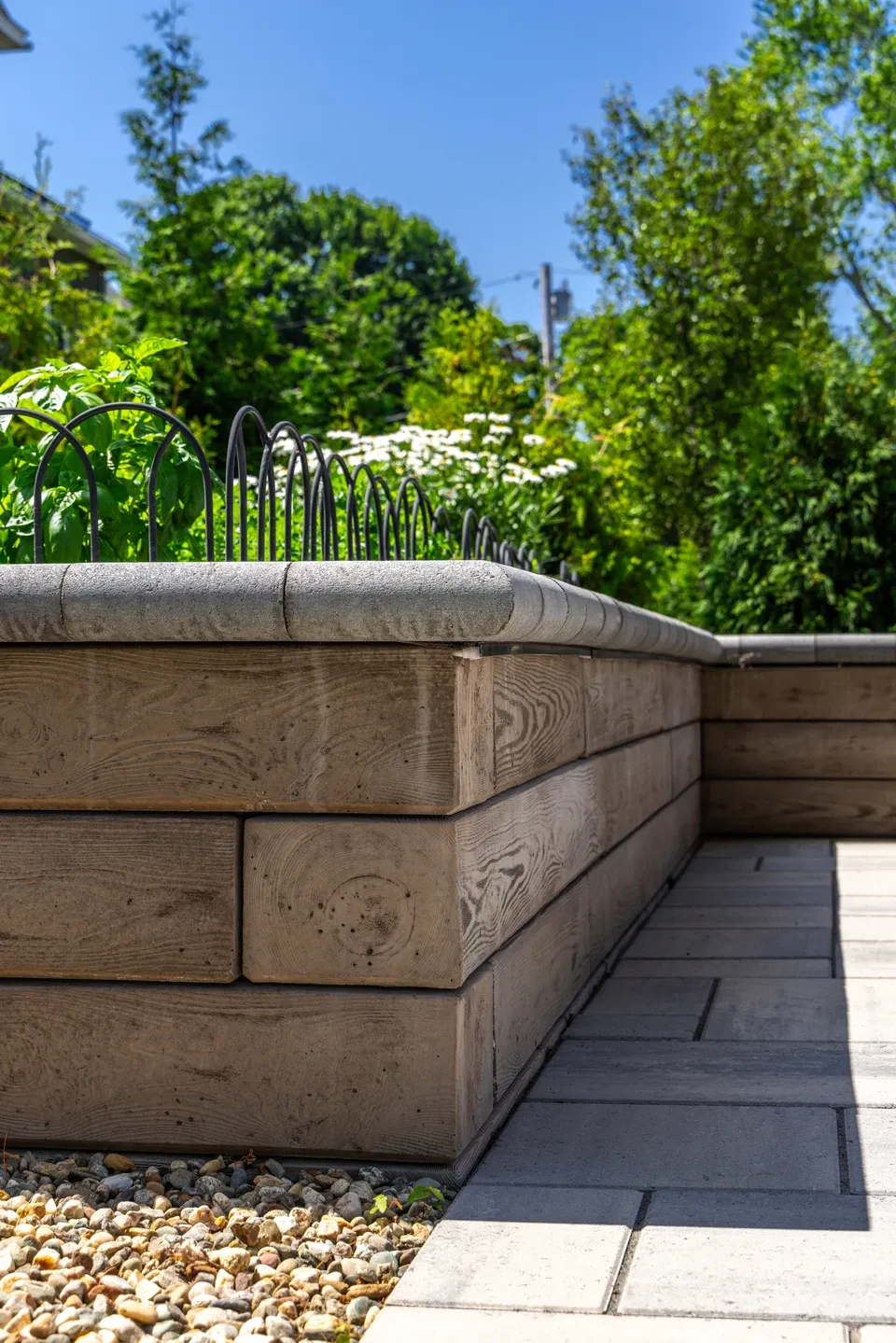 J & E CORPORATION researched project photo