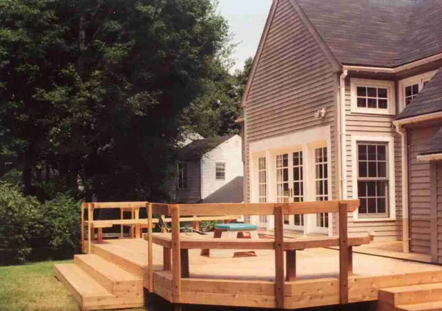 work photo from justdeckscarpentry.com