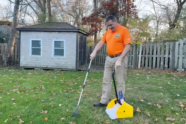 Scoopy Doo Pet waste services work photo