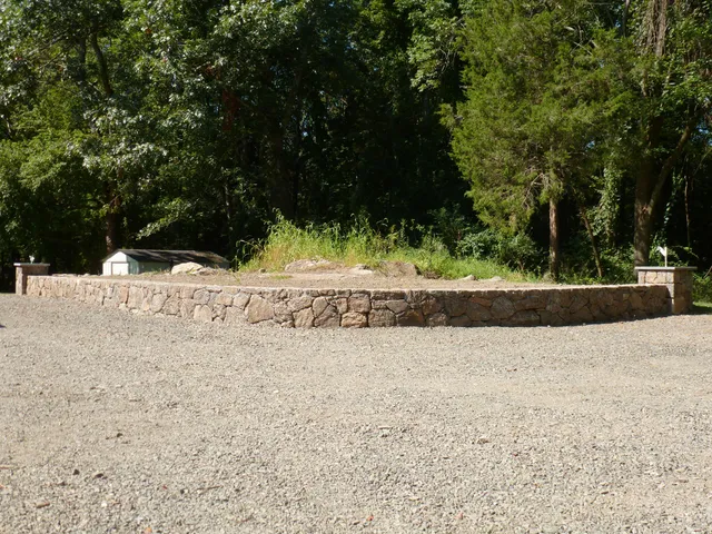 work photo from sunburstlandscapingct.com