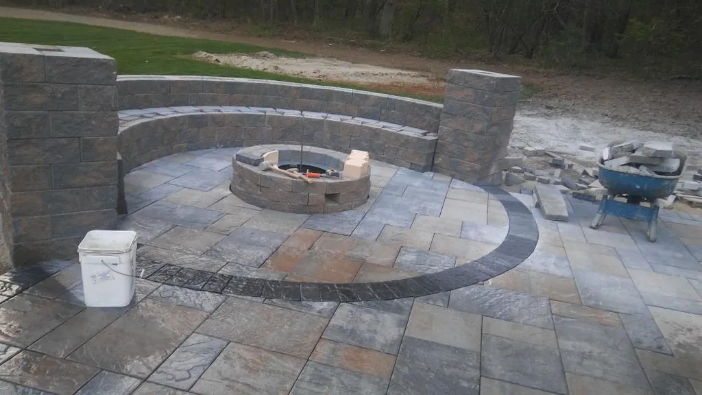 work photo from royalstonelandscapeconstruction.com