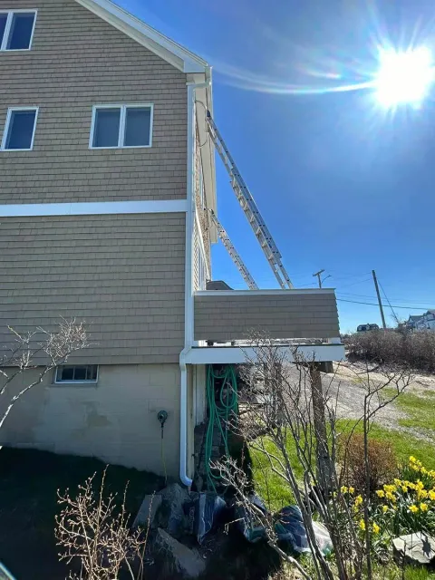 work photo from kimballseamlessgutters.com