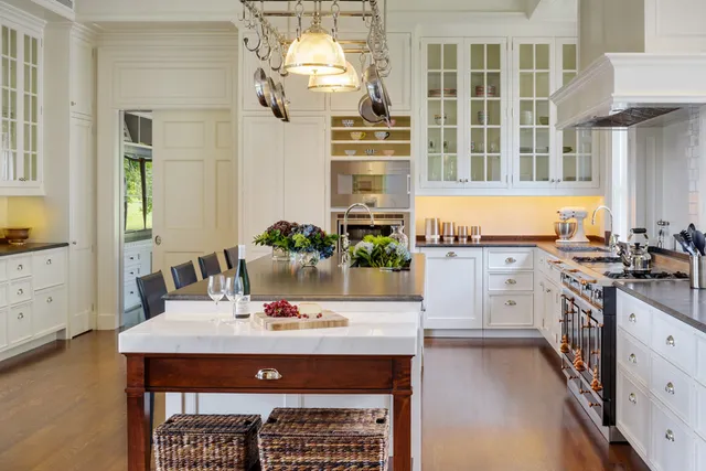 Cabinet Refinishing